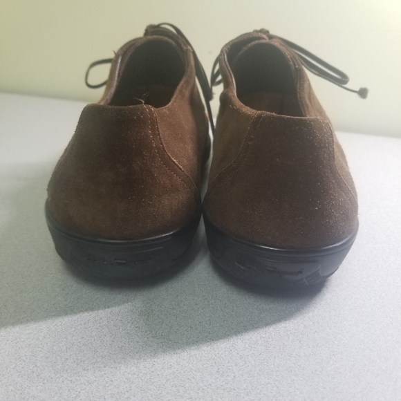 LIKE NEW Ferragamo Oxfords main image 4